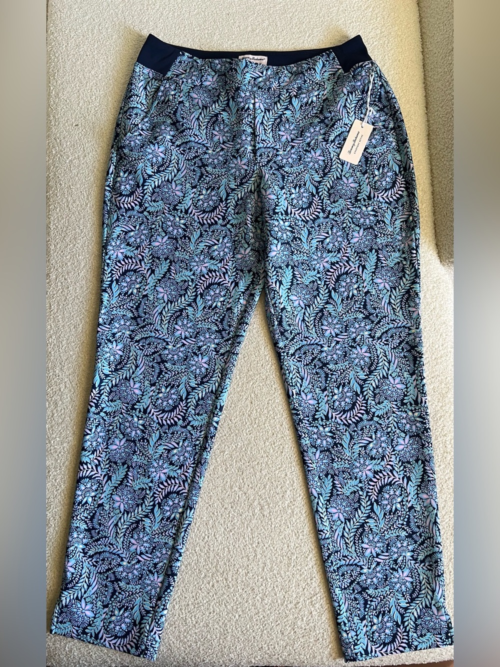 Tommy Bahama Navy, Aqua & Lilac Botanical size S Print Leggings